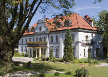 Hotel Pałac Czarny Las w Woźnikach koło Częstochowy